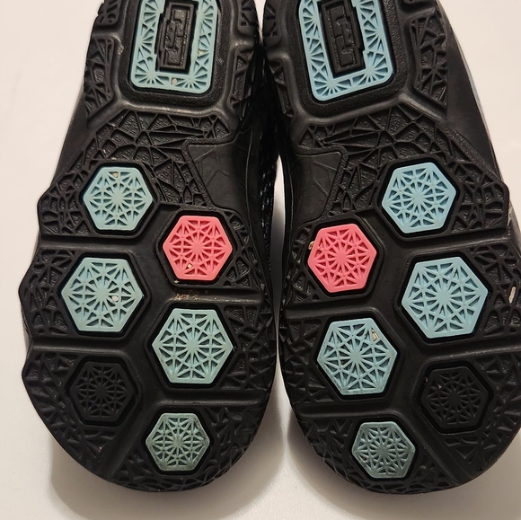 Toddler/Children Lebron 12 - Picture 3 of 5